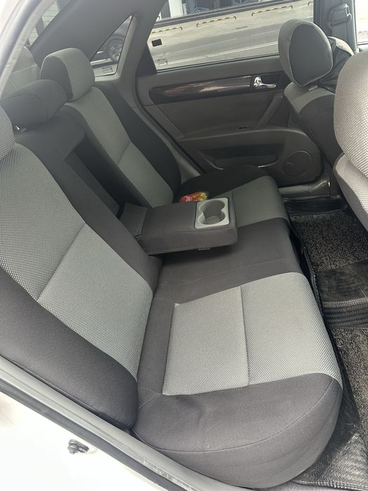 Gentra 2021 avtomat arendaga beriladi