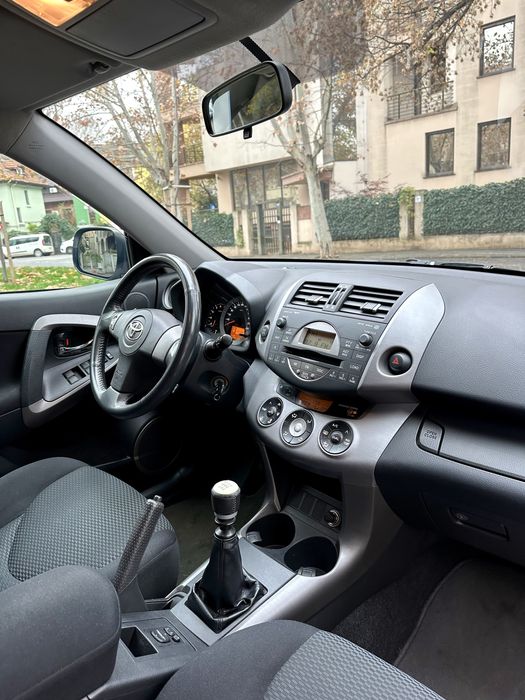 TOYOTA RAV4 2.2 Diesel D-4D 4x4 EXECUTIVE Propietar Stare Impecabila