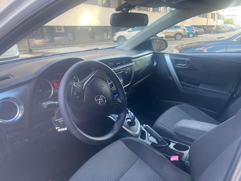 Vand Toyota Auris