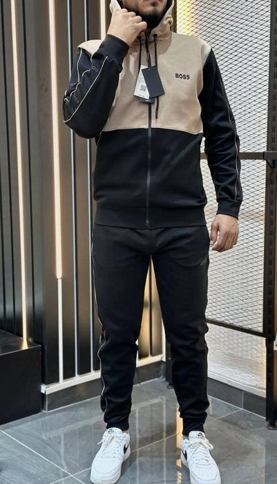 Vand treninguri palm  Armani  boss