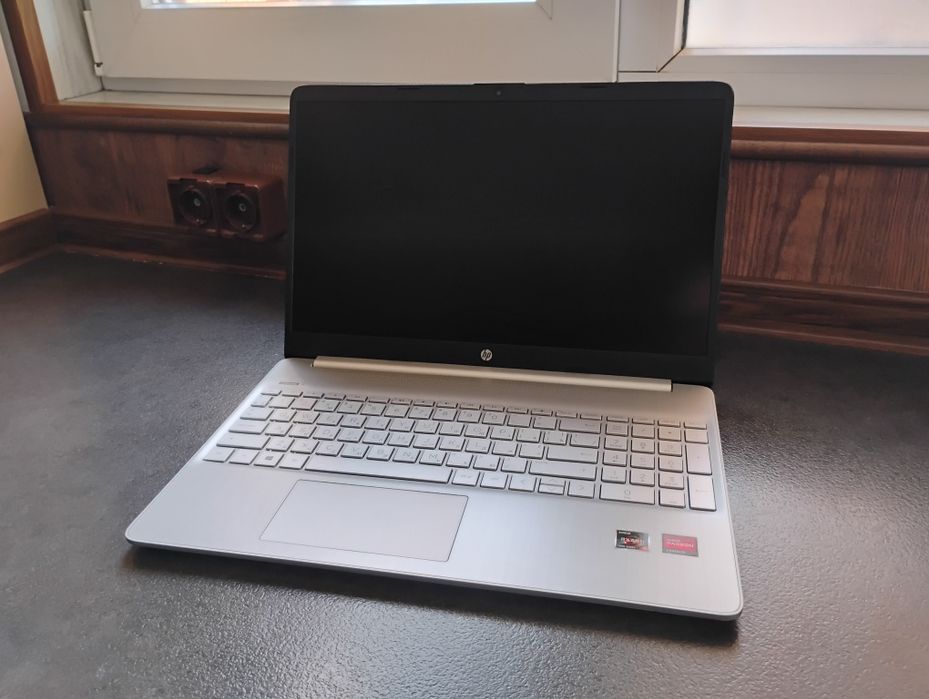 Laptop Hp - Ryzen 5 - 5000serie - Vega 7 - 16GB