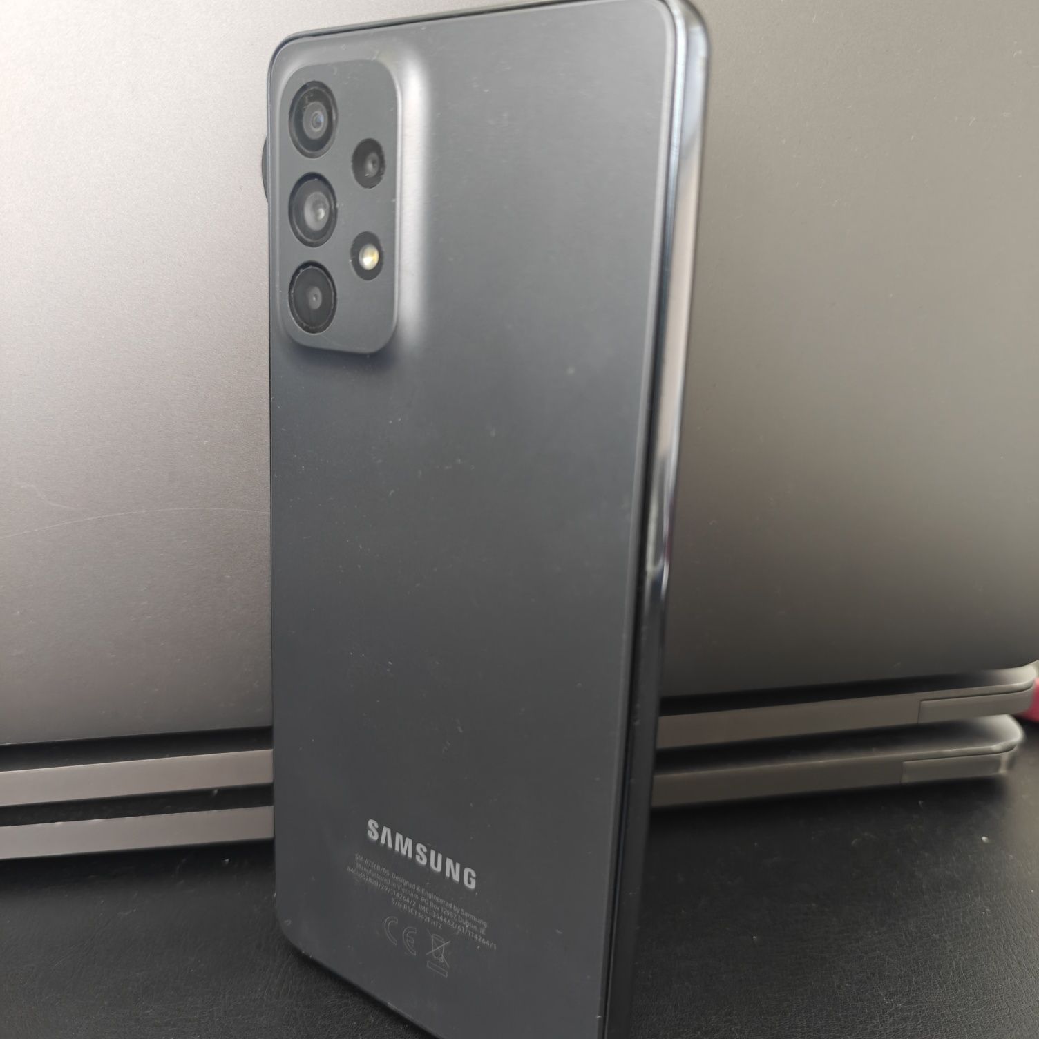Продава Samsung A73/128 GB