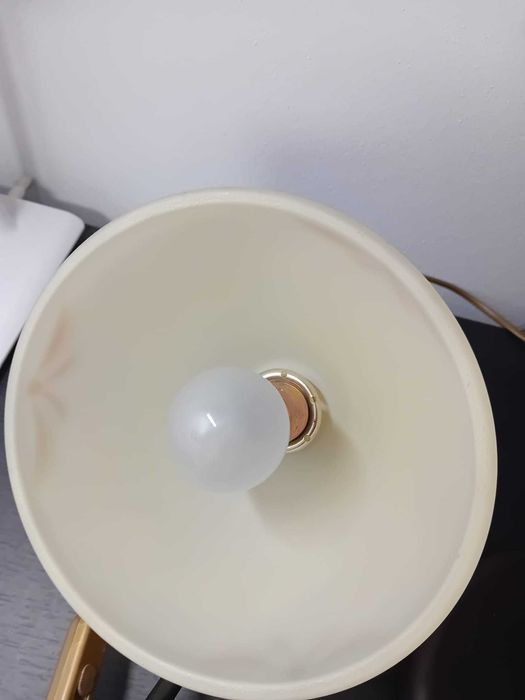 Set 2 veioze deosebite. Pret 300 lei fix