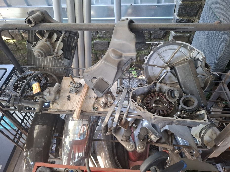 Dezmembrez Kawasaki EN 500A