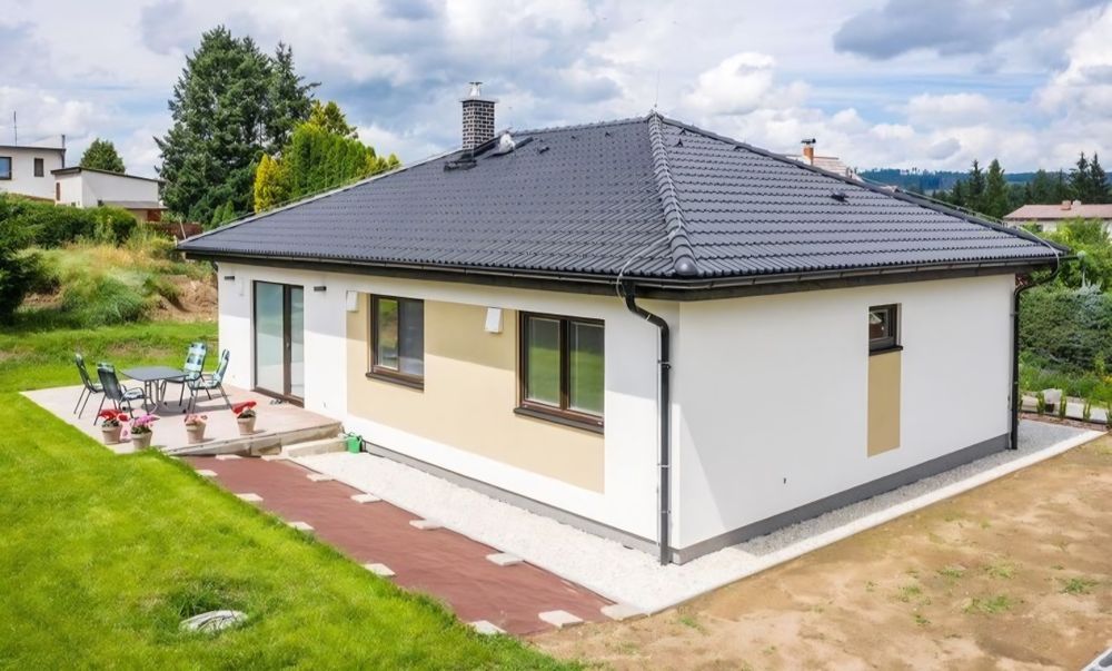 Vând case modulare pe structură metalică