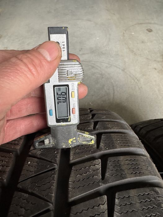 Anv iarna 225/50/17 Sumitimo/Goodyear