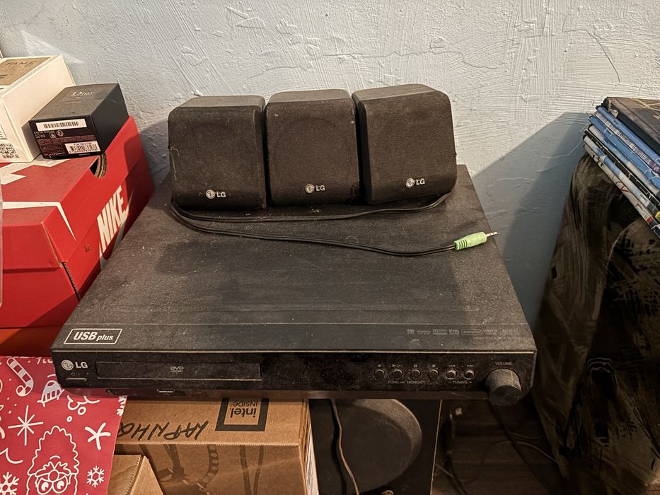 Statie/Sistem audio LG - 5 boxe + bass