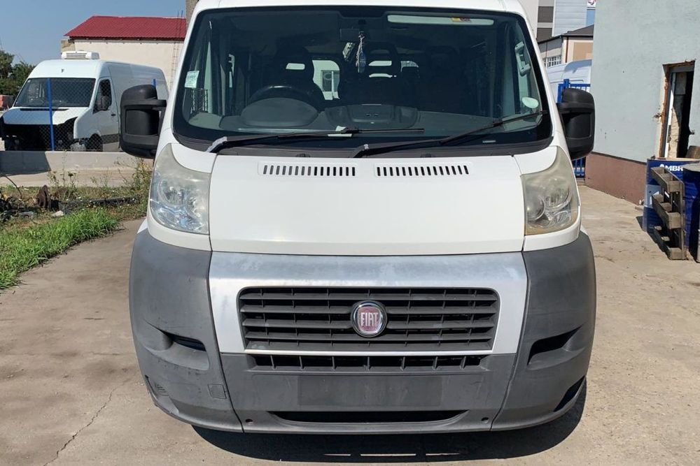 Dezmembrez Fiat Ducato microbus 8+ 1 locuri 2006-2014 Euro 4 Euro 5