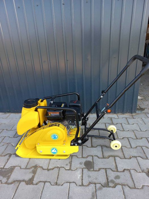 Placă Compactoare cu Rezervor de Apă 196cc,Noua in cutie