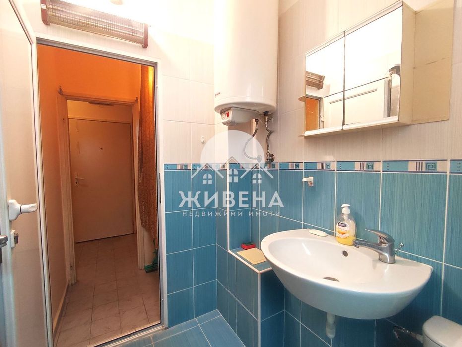 Дава се под наем Двустаен апартамент в Варна, Център - 40 кв.м за 307 € - Снимка #11