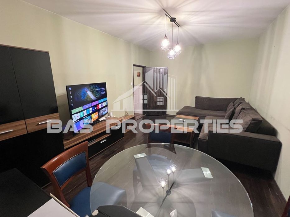 Продава се Тристаен апартамент в София, Надежда 2 - 68 кв.м за 3721 €/кв.м - Снимка #1