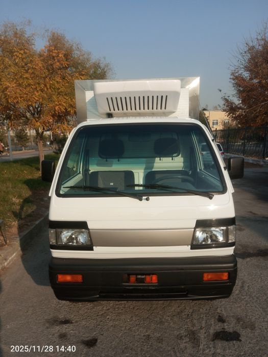 Продаю Labo с рефрижератором. 2025 года в идеальном состоянии!