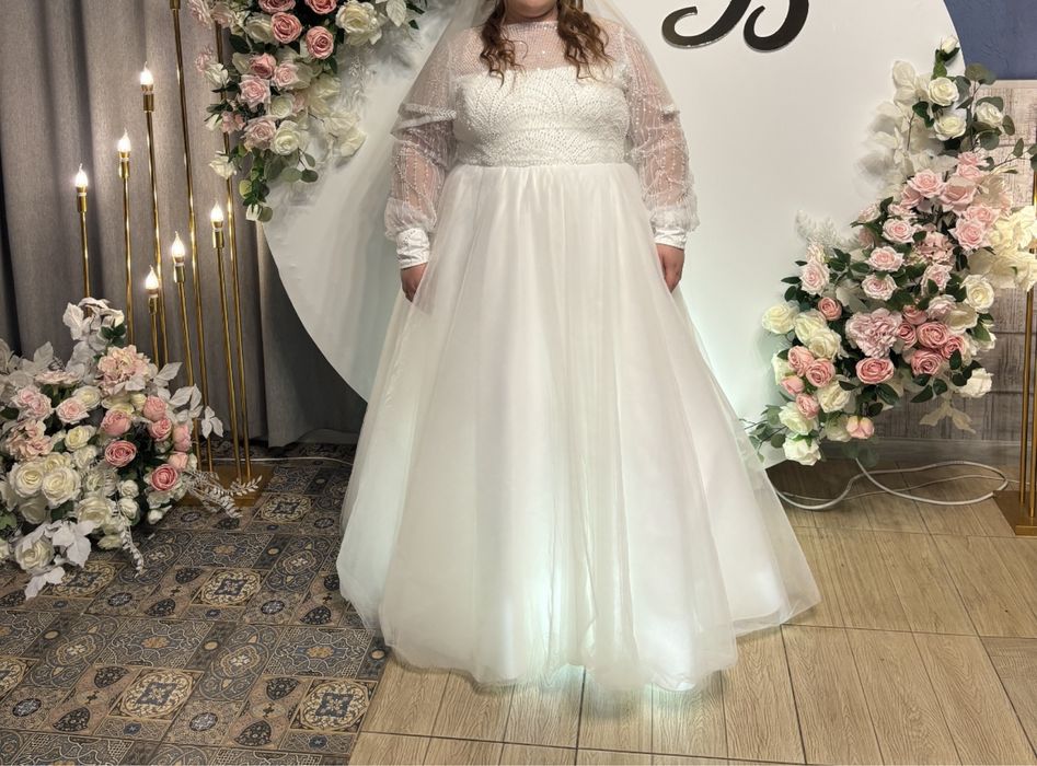 Свадебное платье