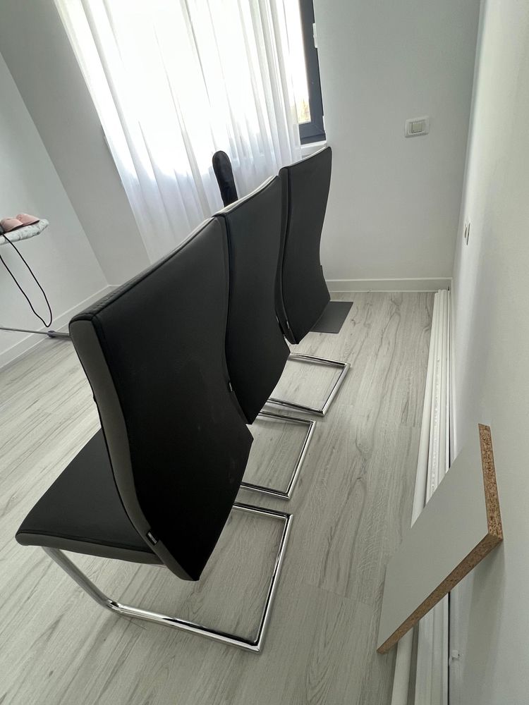 100lei nou, scaune din piele, 3 piese, negru