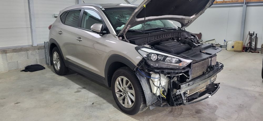 Hyundai Tucson 1.7crdi Avariat 2016