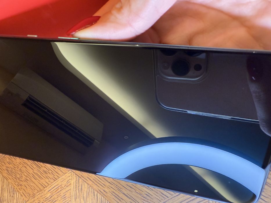 OnePlus 8T перфектен