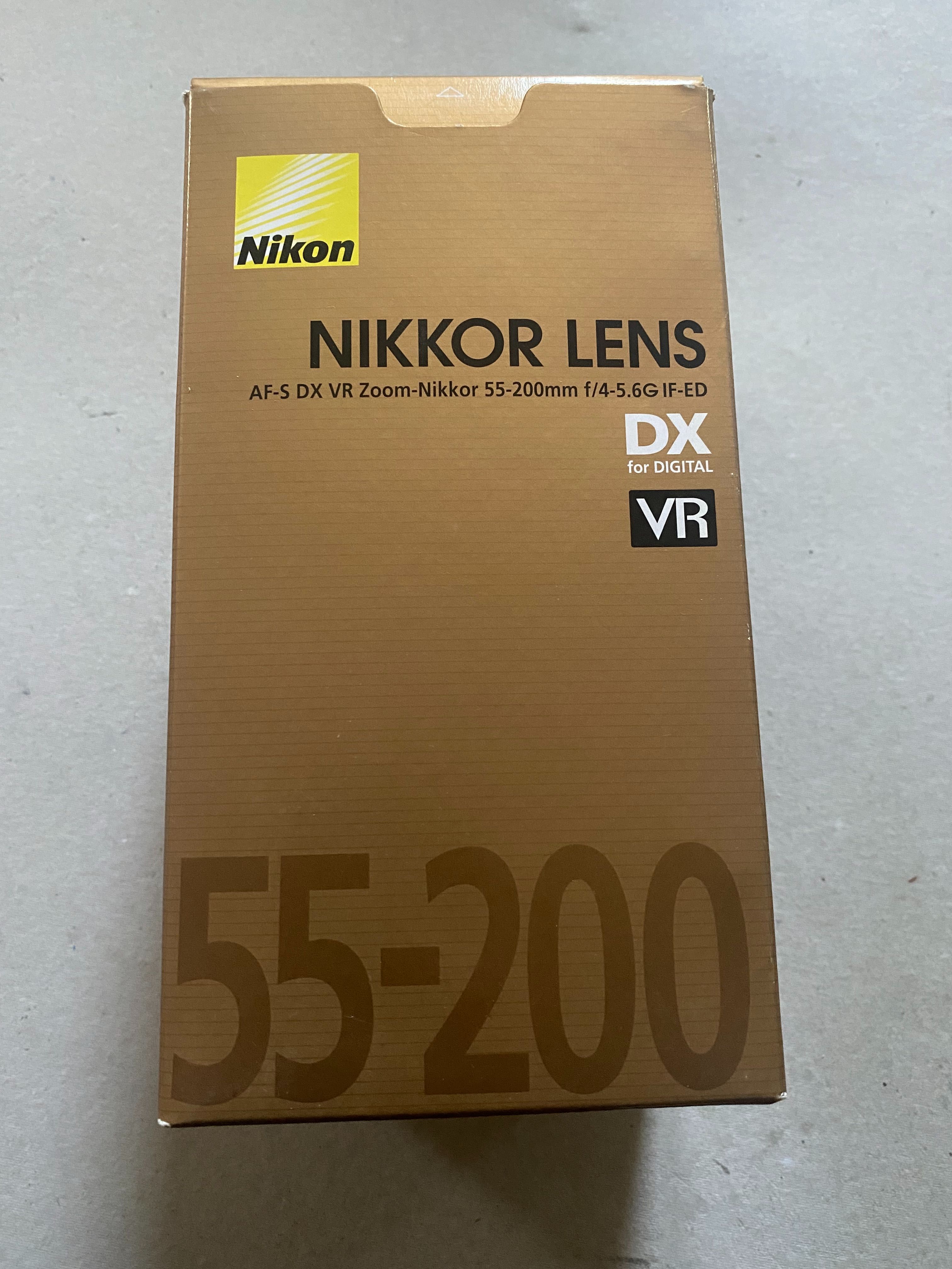 Obiectiv Nikkon 55-200