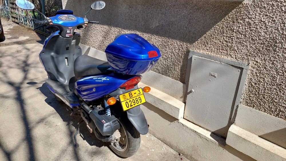 scuter chinezesc GY6 - 50cc