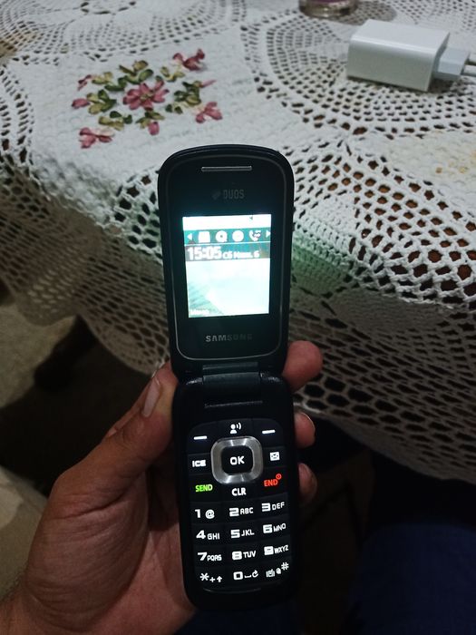 Samsung Gusto 3 Gsm yahshi holatda