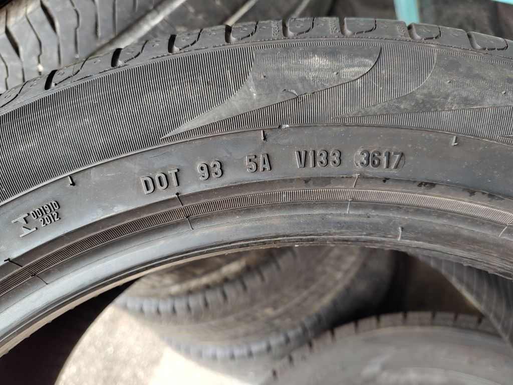 Продавам 2 летни гуми 255/45/19 Pirelli