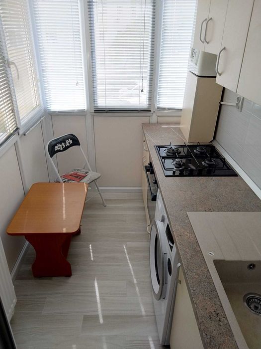 Închiriez garsonieră