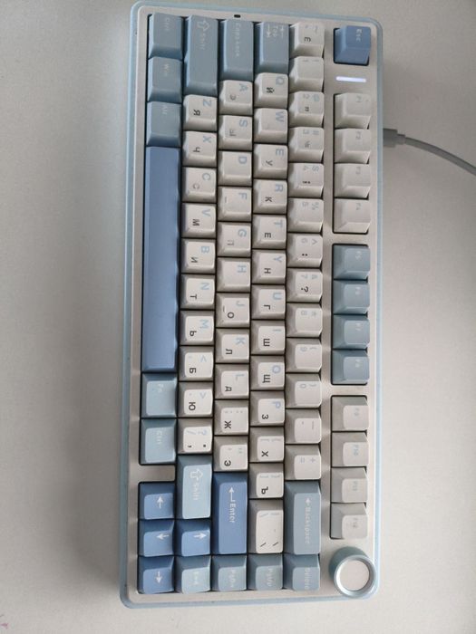 AULA F75 В хорошем состоянии