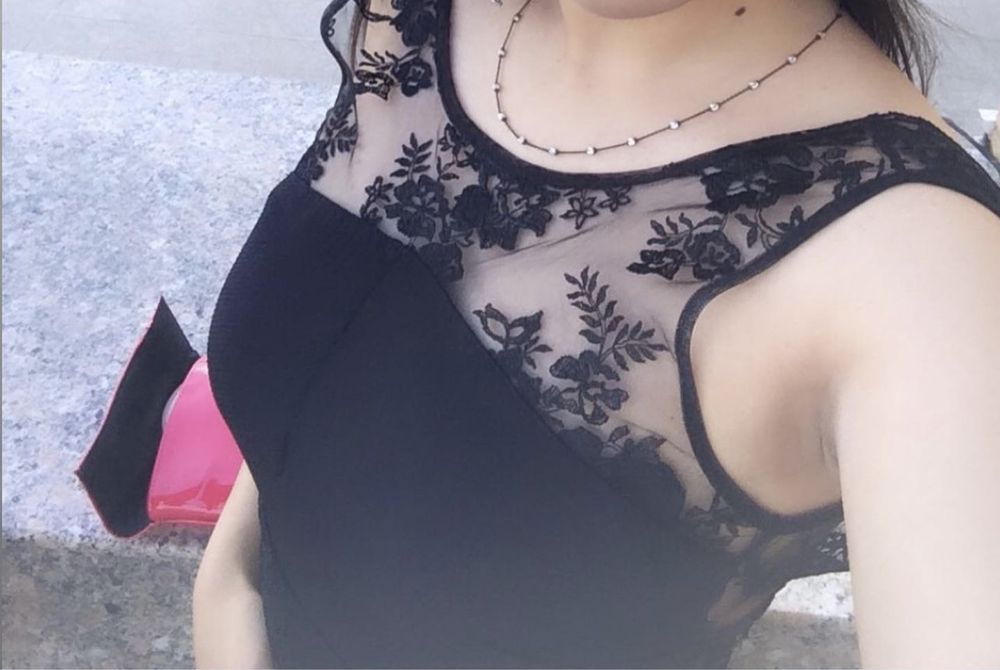 Продам шикарное платье размер 44-46