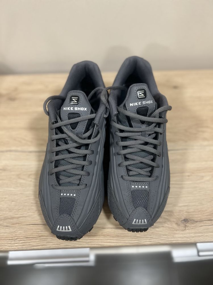 Дамски маратонки NIKE SHOX