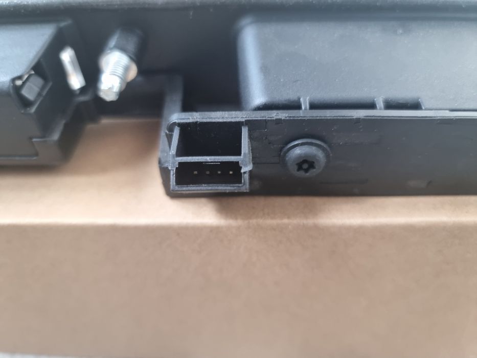 Maner / Switch deschidere  haion 8p4827574 Audi A3 8P A4 B6 B7 A6 4F
