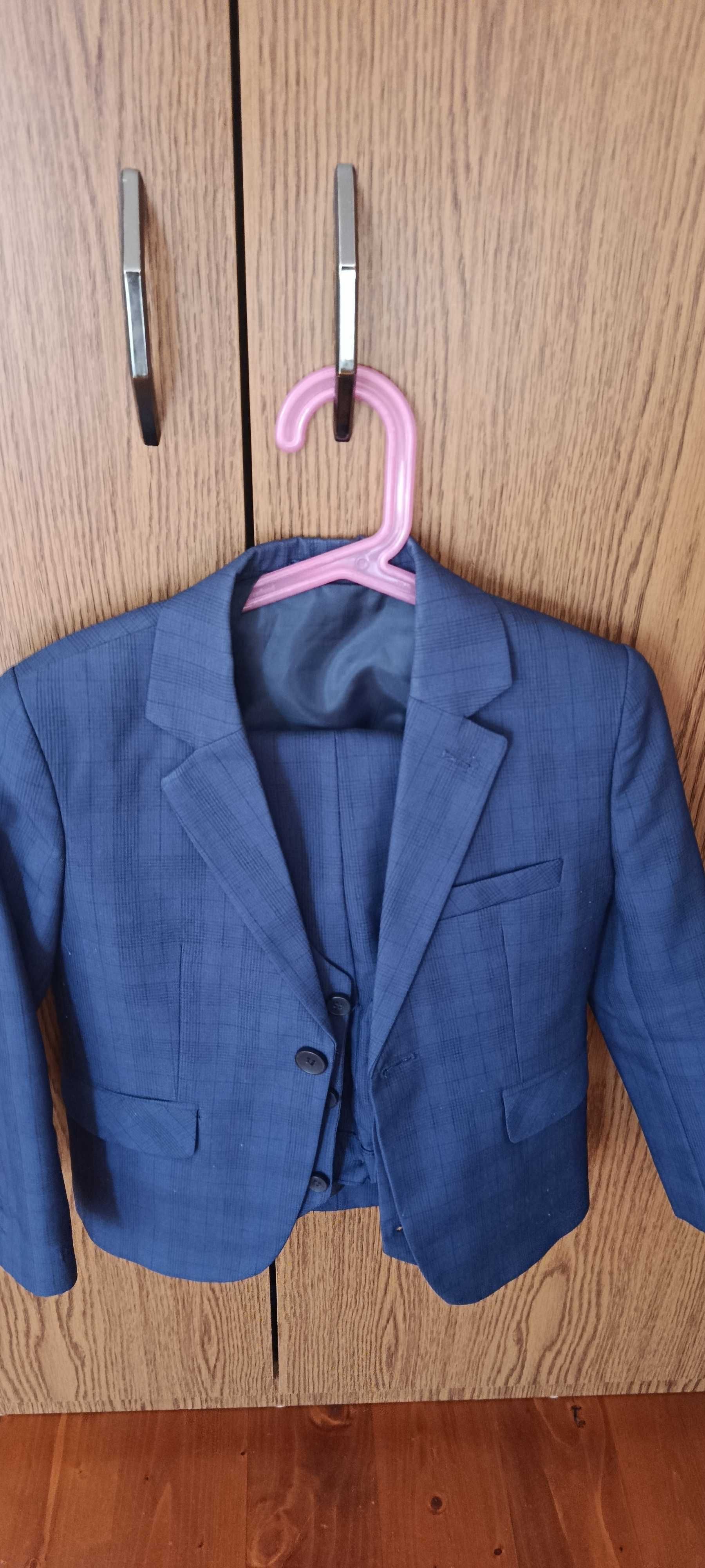 Costume pentru băieți de 5-6 și 7-8 ani