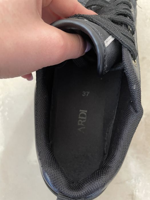 Кецове Trissardi