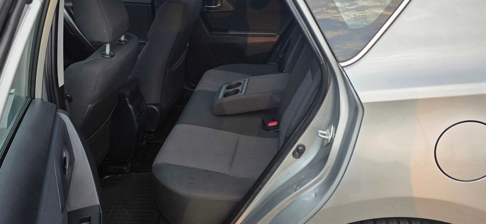 Toyota auris 2.0 tdi 136cp