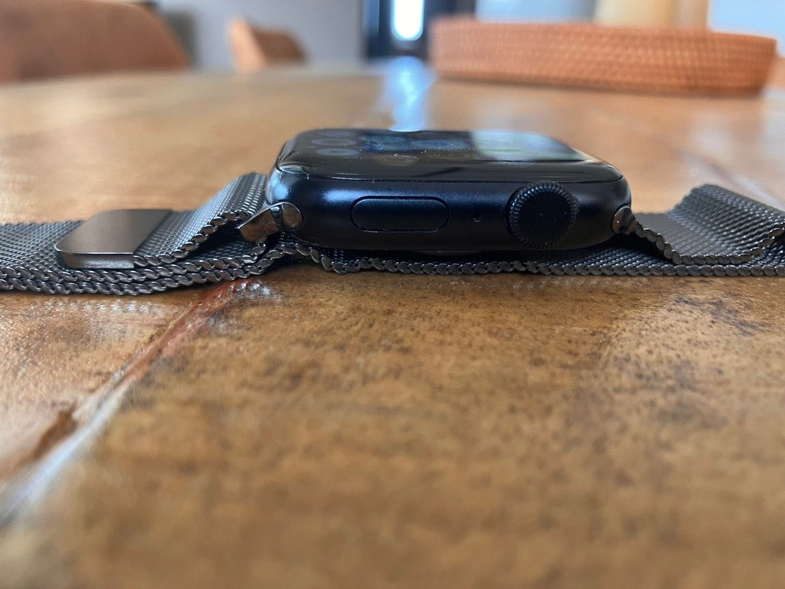Apple Watch SE 2023