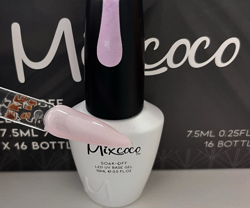 Продавам колекция от гел лакове MİXCOCO Всички са в отлично състояние.