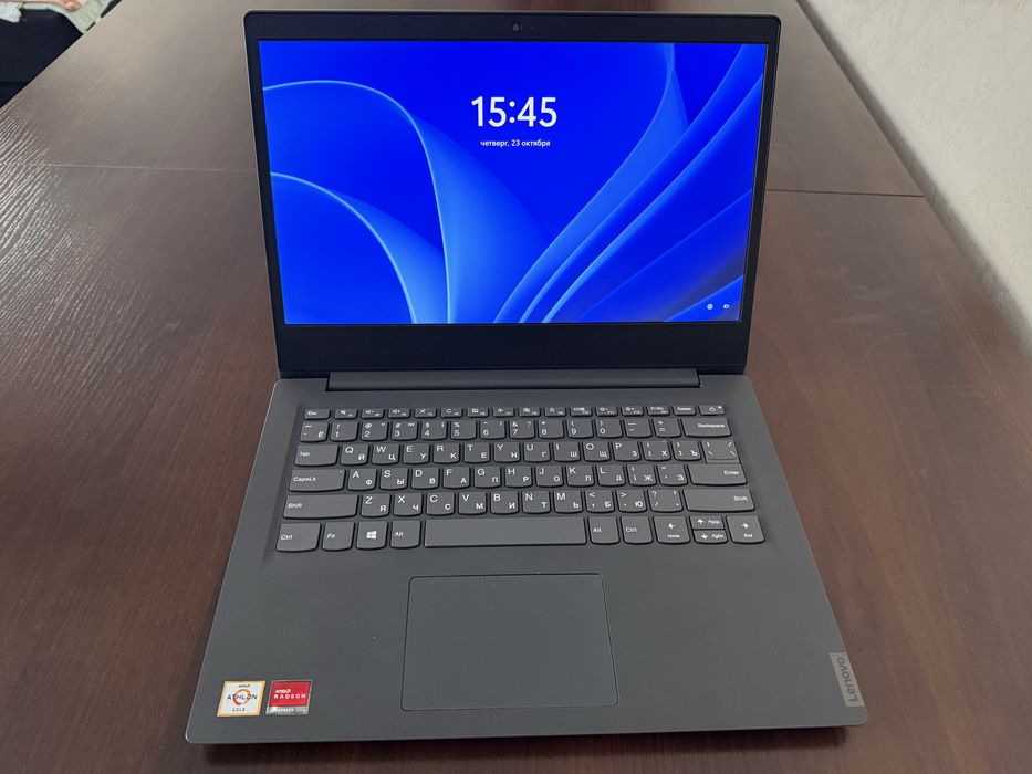 Продаю ноутбук Lenovo