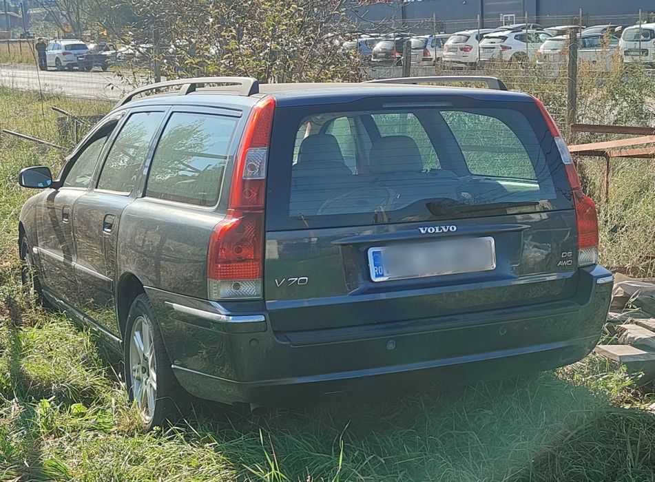 Autoturism Volvo V70 D5 2.4 AWD 2005
