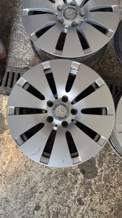 Jante Mercedes C W205 Cla Vito Viano V class  16