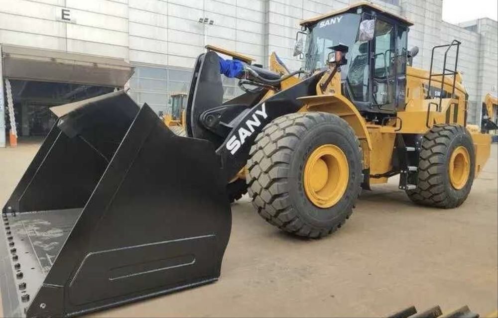 Pogruzchik 3 куб SANY SW956K1 (XCMG, SOLDG, CAT)