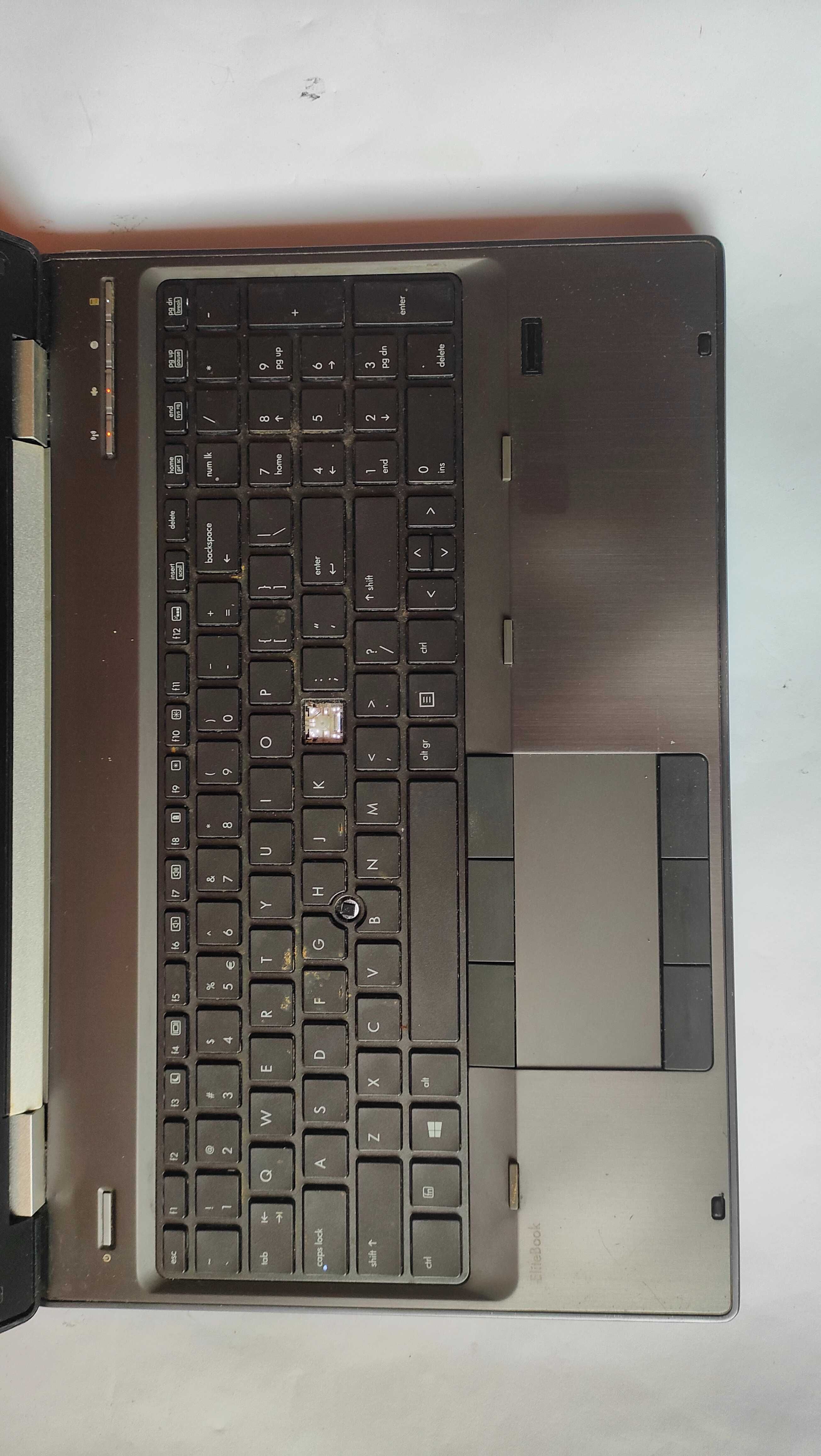 Лаптоп (рботна станция) HP elitebook 8570w i7/8gb nvidia