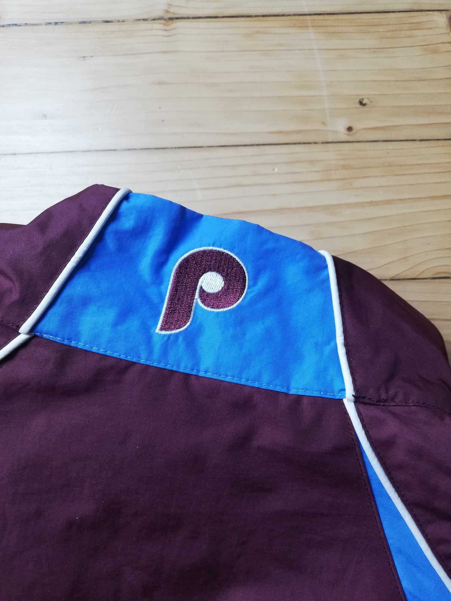 Majestic Sports Apparel - Rare Vintage - Phillies Windbreaker