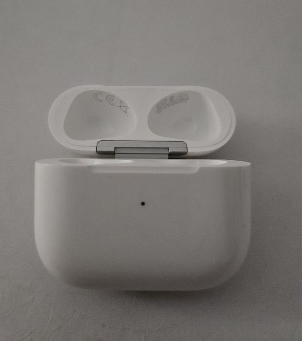 Airpods 3 оригинал кейс