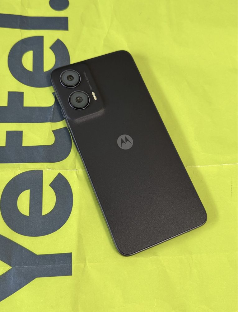 ЧИСТО НОВ 256GB Motorola g35 5G Гаранция Yettel 2028 Black