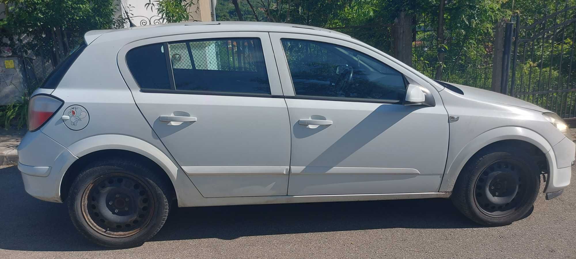 Vând Opel aatra h ,1,9 din 2006
