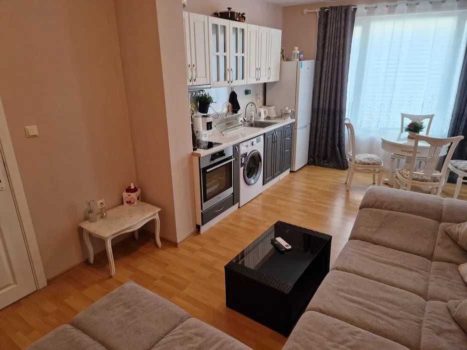 Продава се Тристаен апартамент в Поморие - 86 кв.м за 699 €/кв.м - Снимка #13