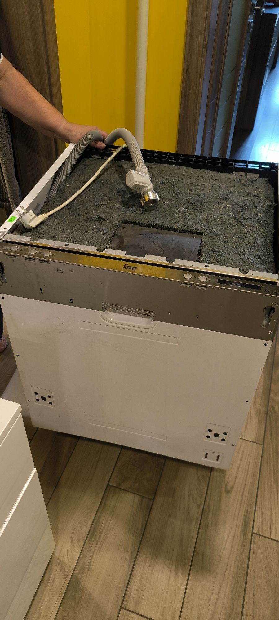Съдомиялна TEKA DW8 70 FI - ЗА Ремонт