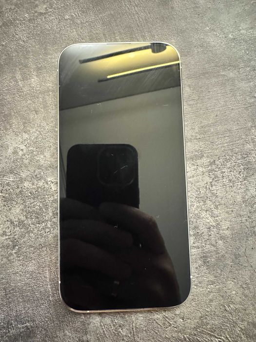 Iphone 14 pro 256 gb  белый