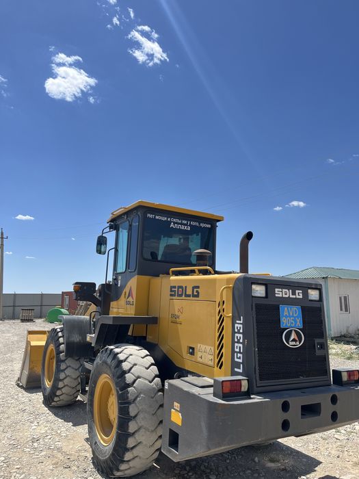 Погрузчик 1,8 кубовый