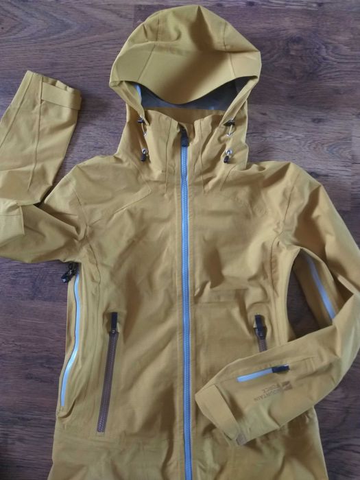 MOUNTAIN FORCE women's jacket waterproof-туризъм якемембрана КАТО НОВО