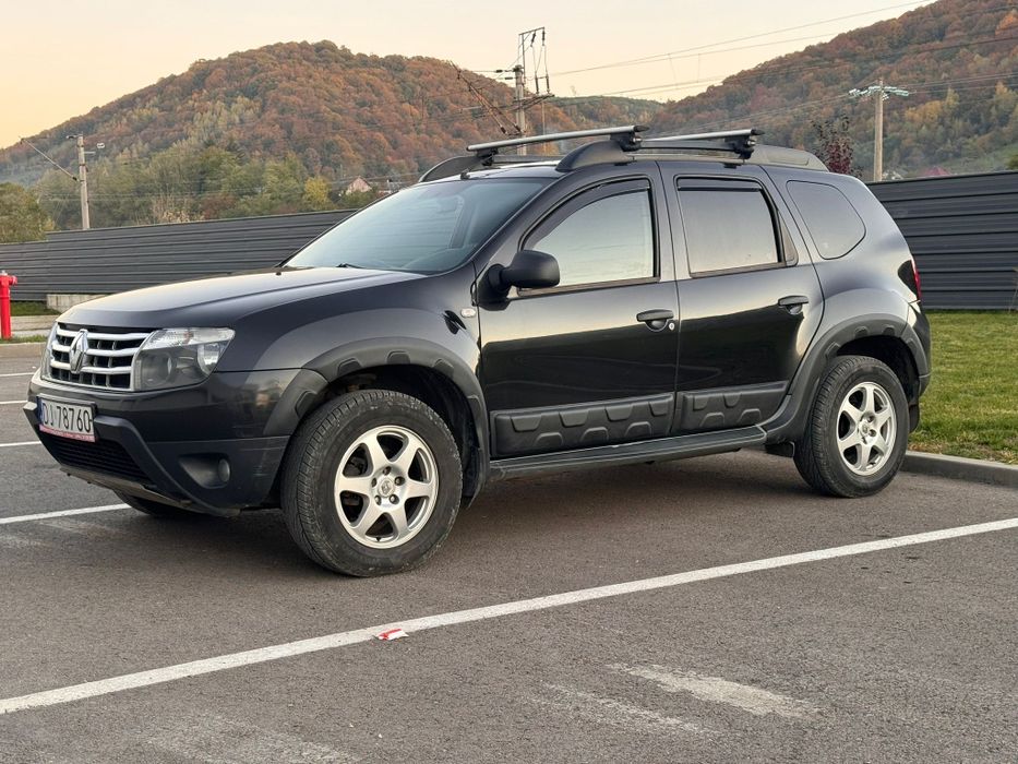 Dacia Duster Renault 1.6 , 4X4 , 2013