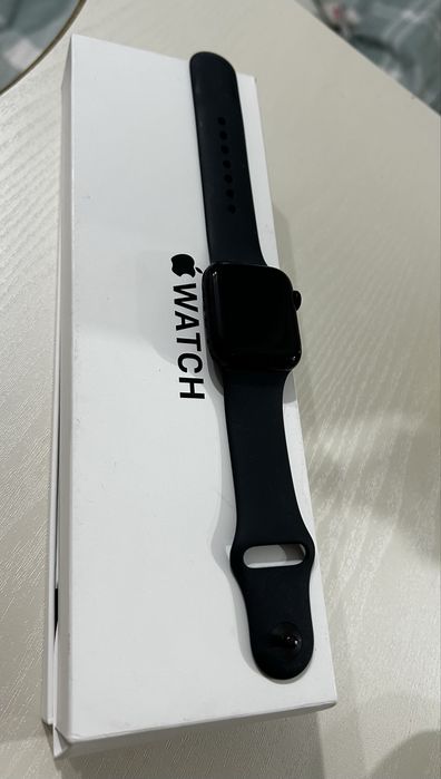 Продаются часы Apple Watch оригинал